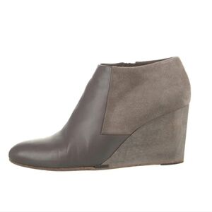 COCLICO MADE IN SPAIN LEATHER AND SUEDE ZIP WEDGE HEEL BOOTIES
